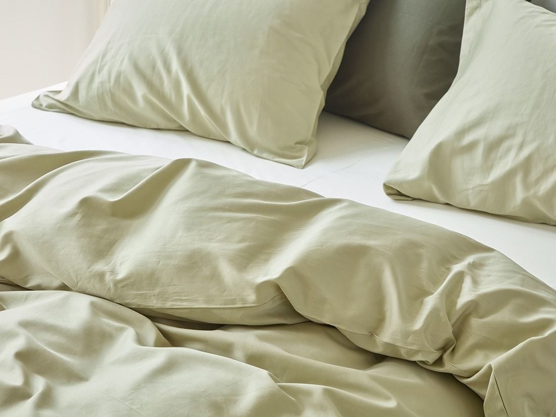 Dekbedovertrek katoen satijn light olive