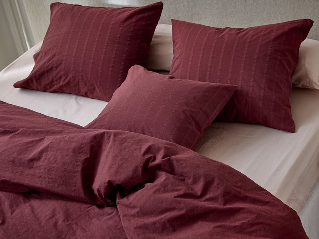 Kussensloop seersucker katoen bordeaux